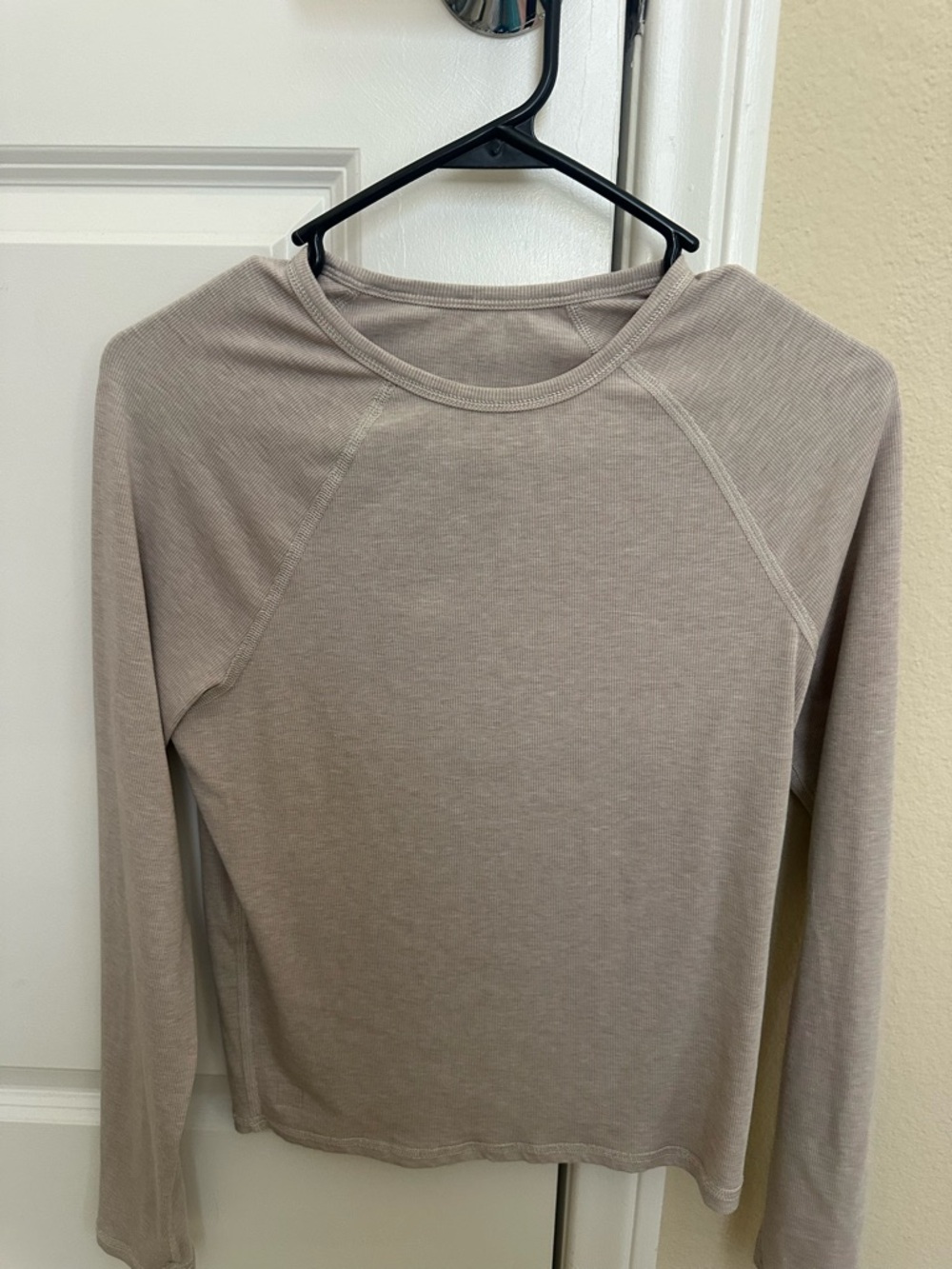Vuori Long Sleeve Pose Crew